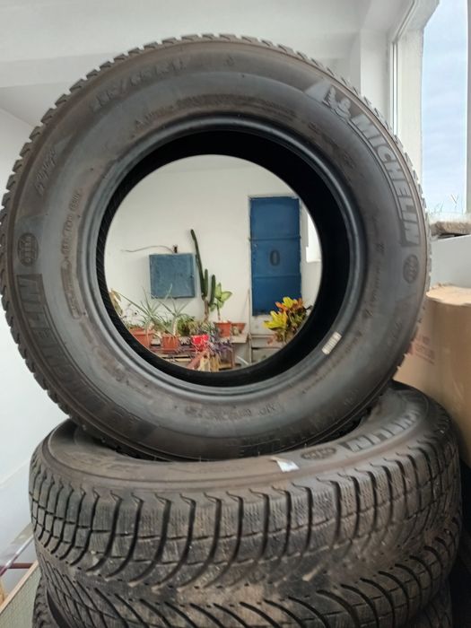 Anvelope de iarna 235 65 17 MS Michelin