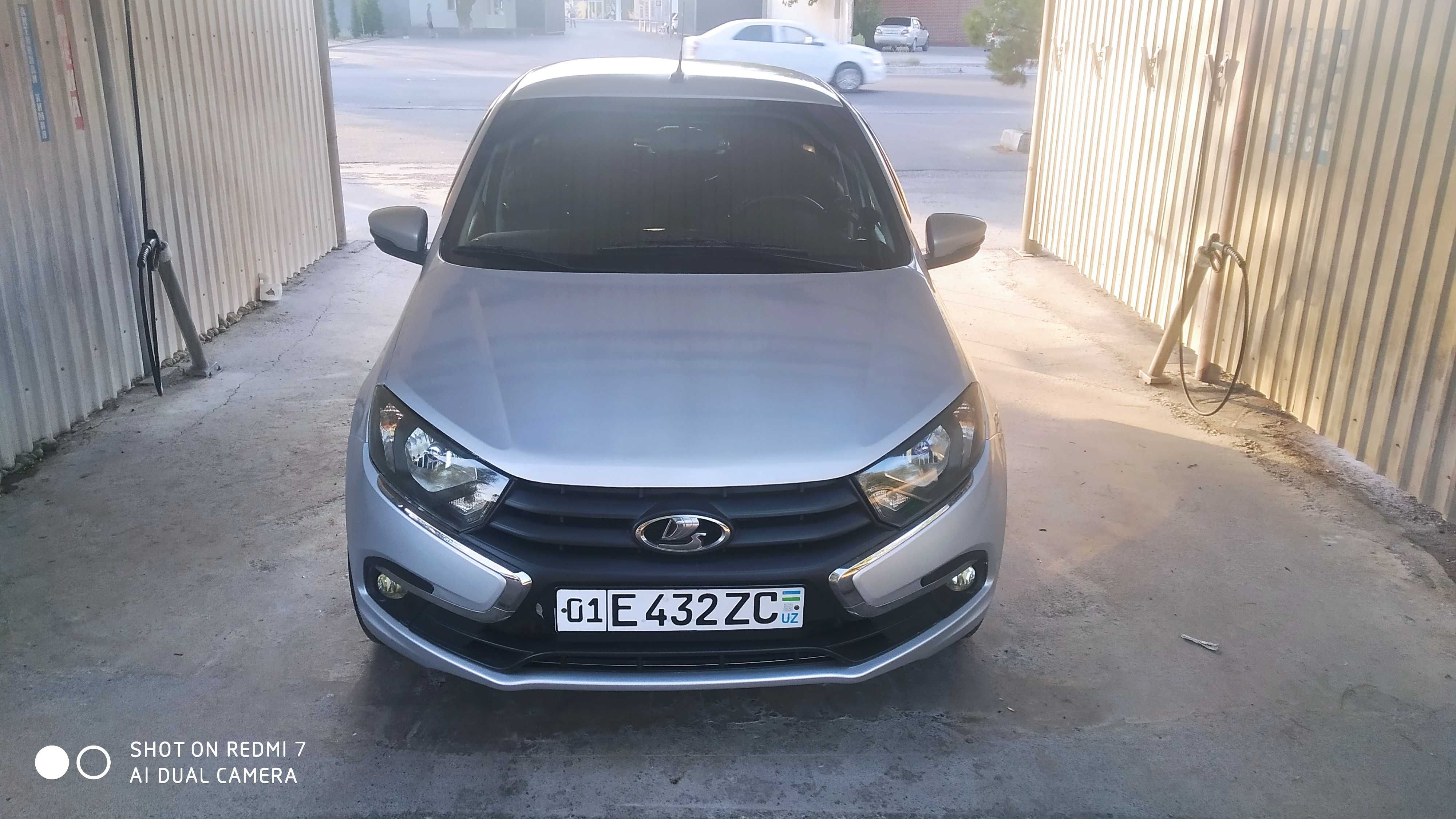 Продаётся или Аренда с выкупом Лада Гранта автомат 2020 год лифтбэк