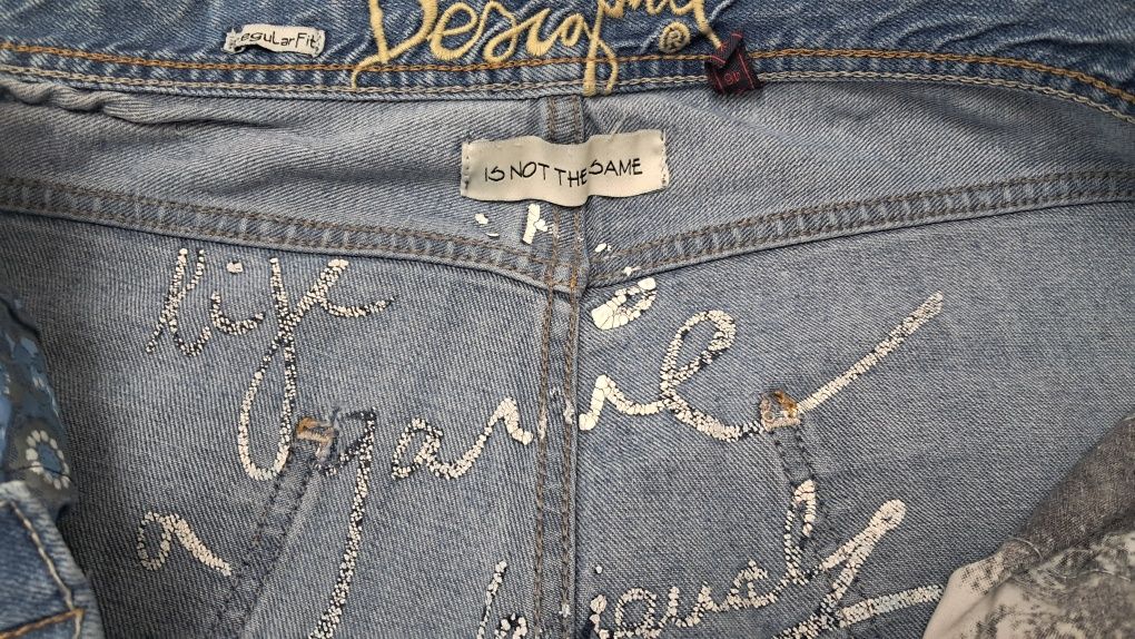 Bermude Desigual