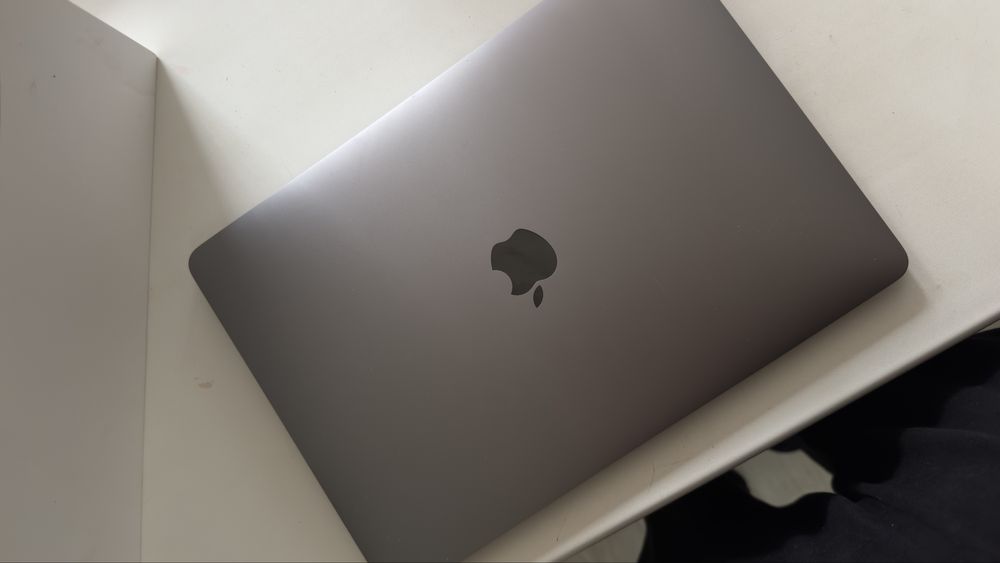 ноутбук Apple MacBook Air (2023)