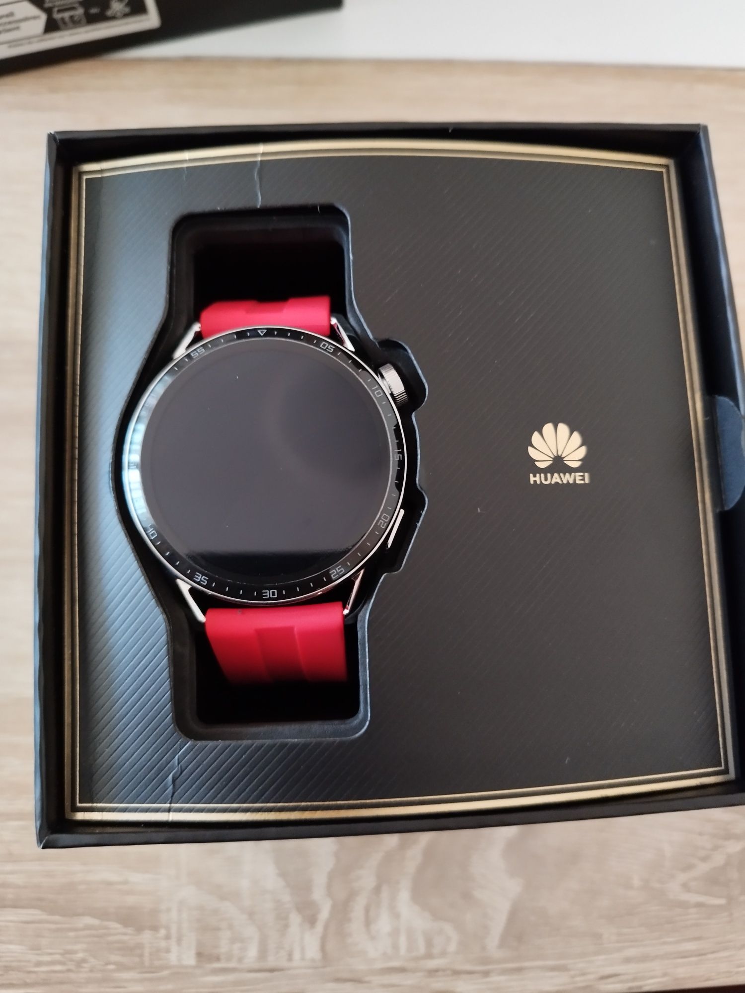Смарт часовник Huawei Watch GT3