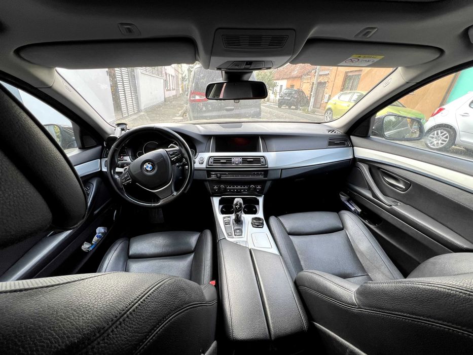 BMW Seria 5 530d Full F11 Xenon Navigație Mare Piele Istoric Complet