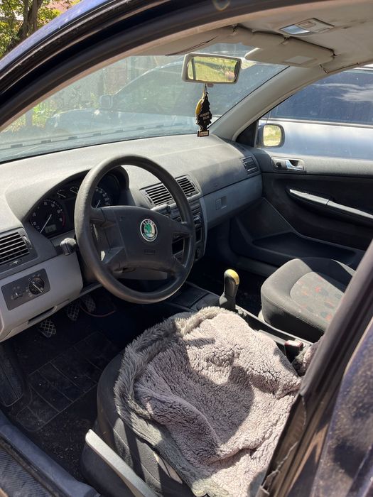Skoda Fabia pentru dezmembrari
