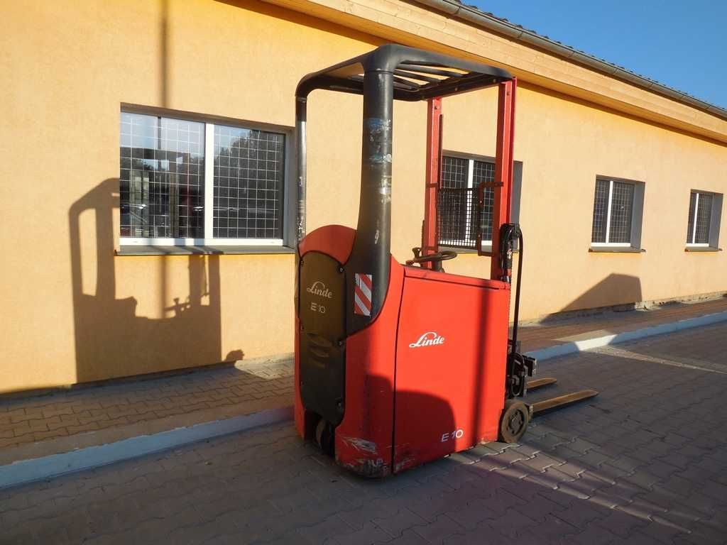 Electrostivuitor / transpalet electric Linde E10