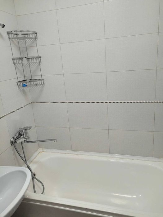 Сдам квартиру на миробадком районе