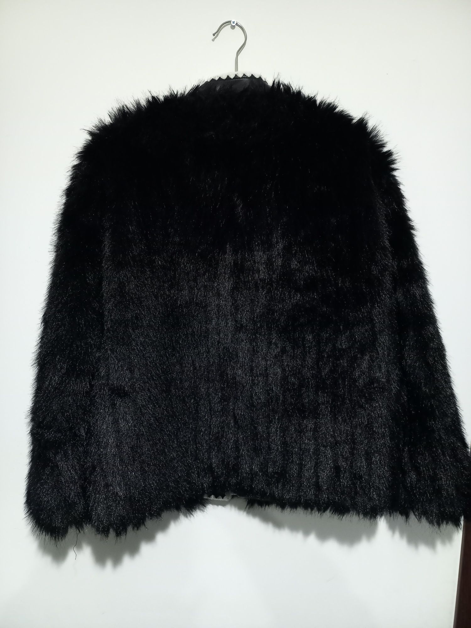 Scurta dama din blana artificiala matlasata la interior marime 42-44