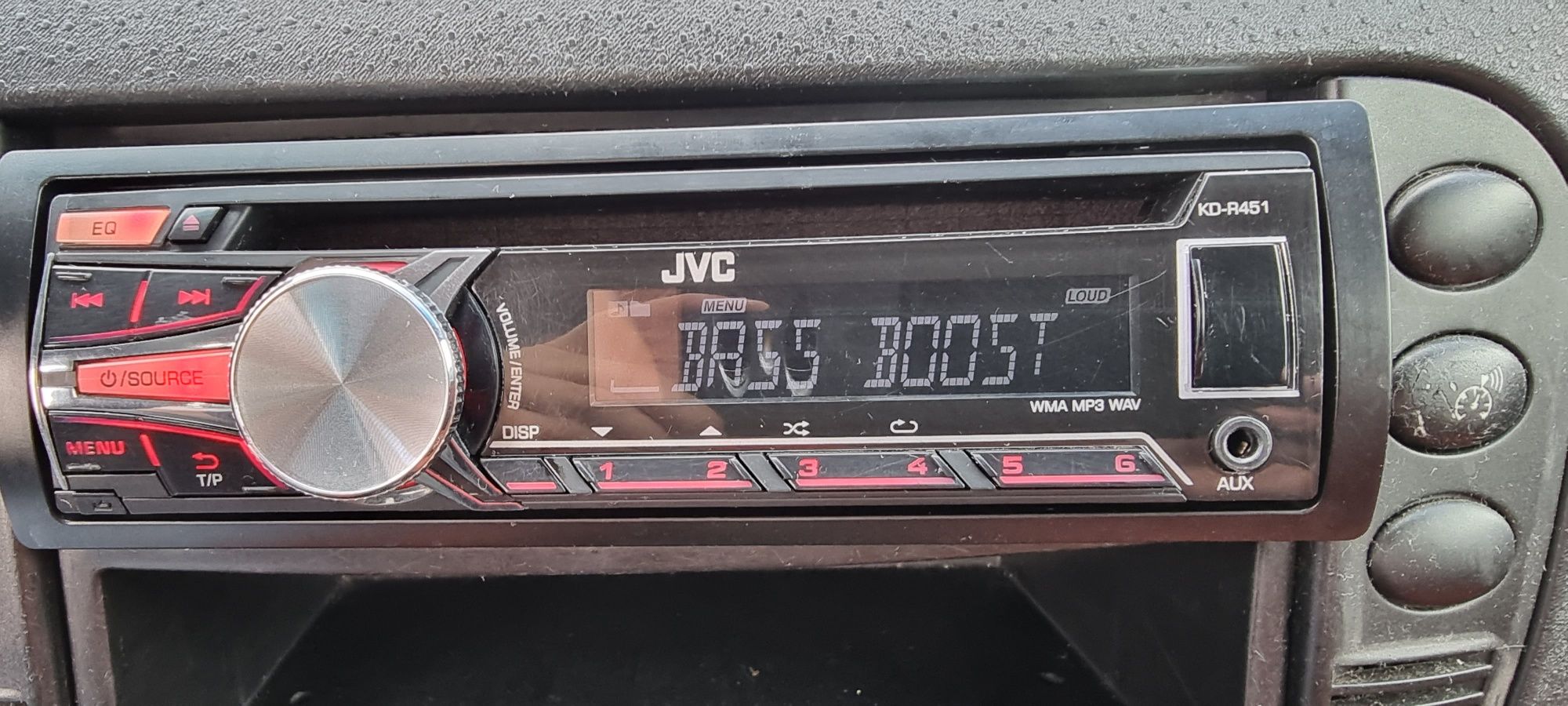 CD player JVC mp3 stic auxiliar