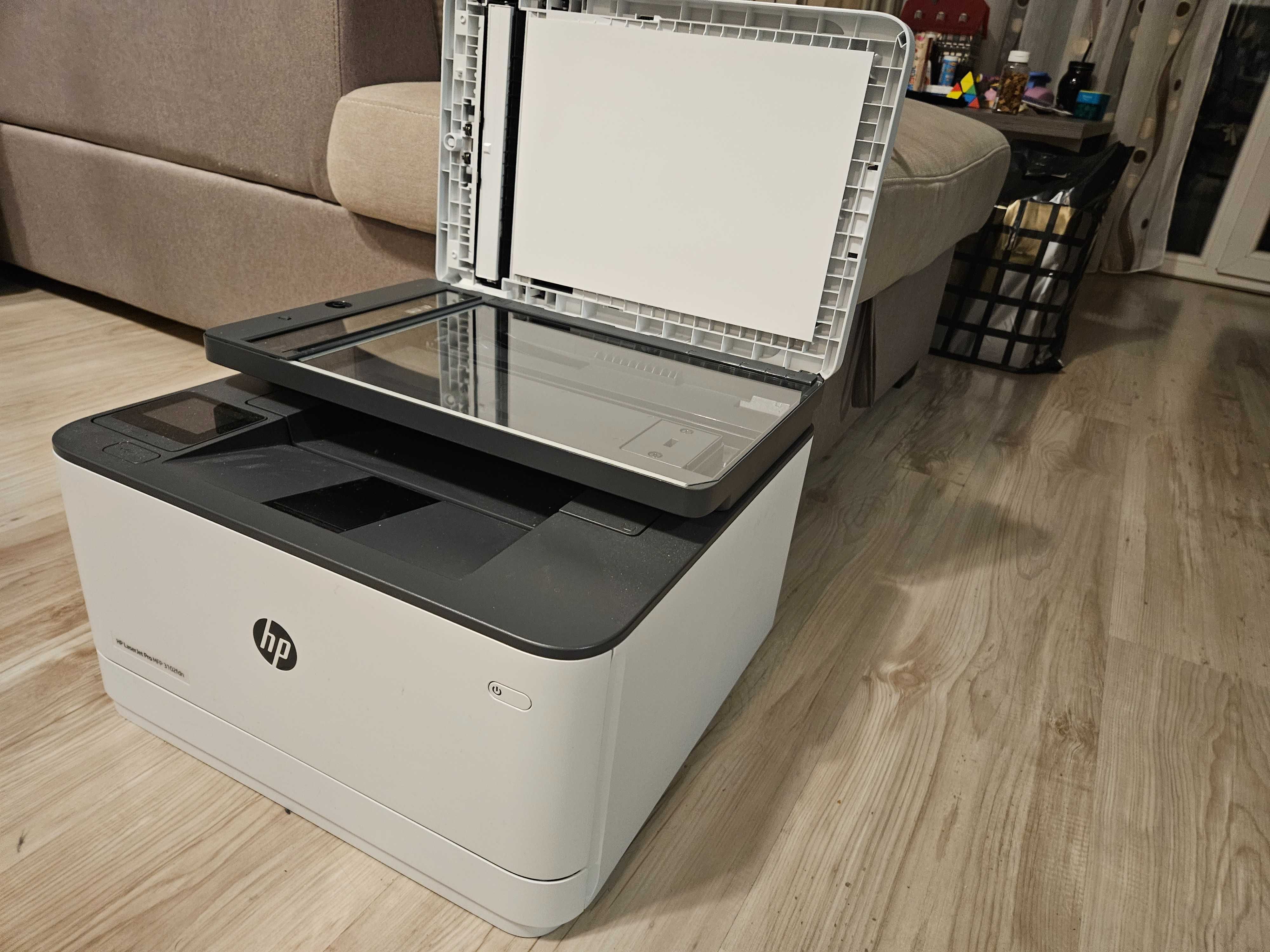 3 в 1 - HP LaserJet Pro MFP 3102fdn Printer