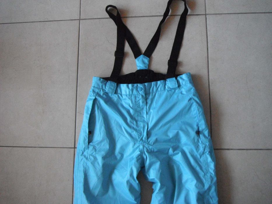 Ски панталон и горнище за височина  158-164 см.