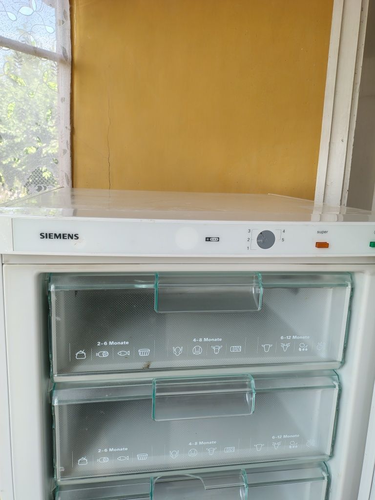 Вертикален Фризер  Siemens