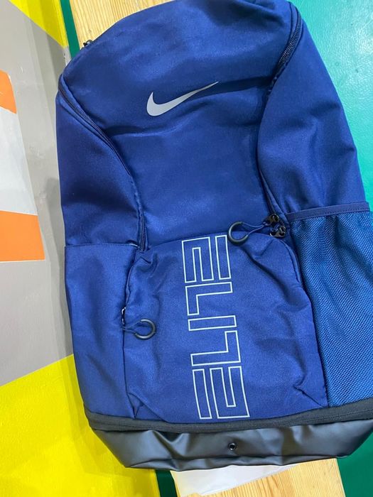 Продам очень хороший рюкзак varcity для баскетбола