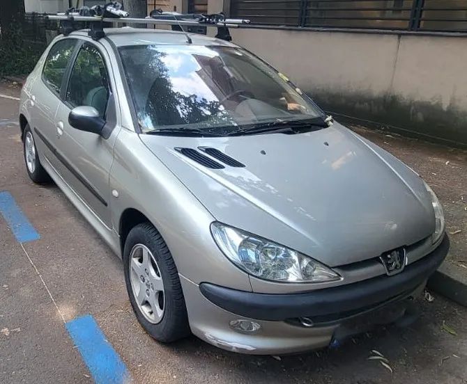 Peugeot 206 Peugeot 206 Automat – 42.000 km