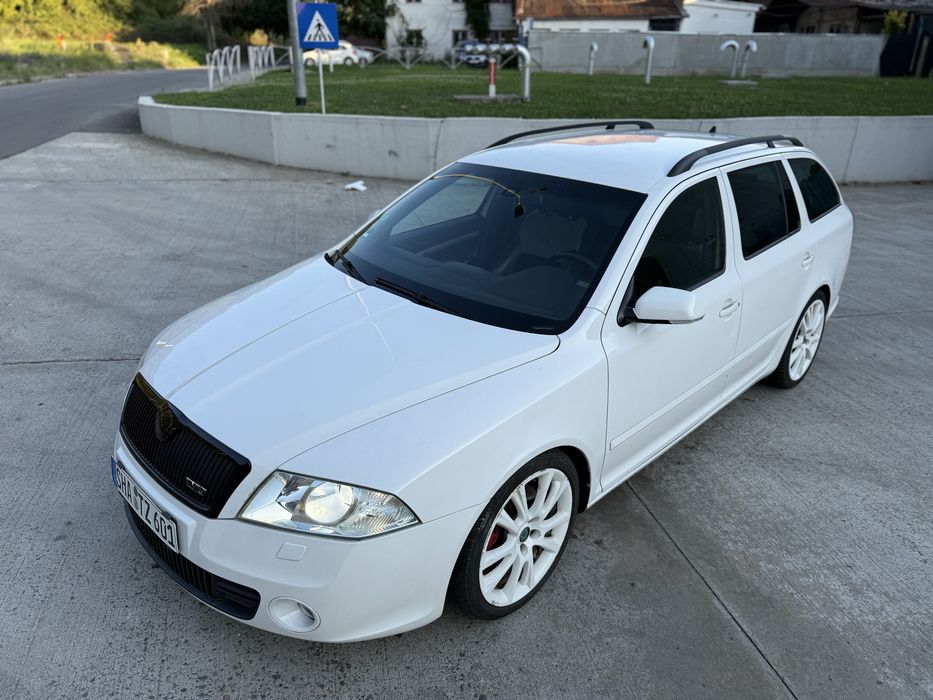 Skoda Octavia vrs 2.0 tfsi bwa 200cp Adus Recent
