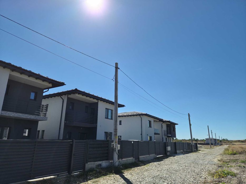 Casa 4 camere - Anul 2025 - Platou/Prelungirea Craiovei Pitesti