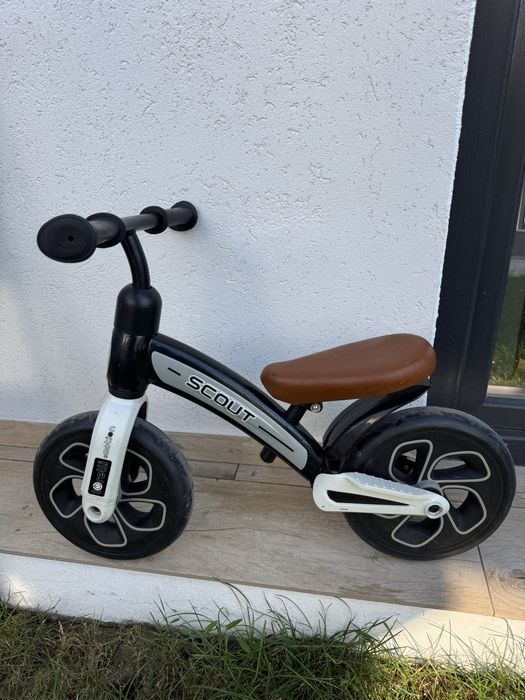 Vand carucior Chicco ,masinuta electrica,scaun auto ,trotineta2in1