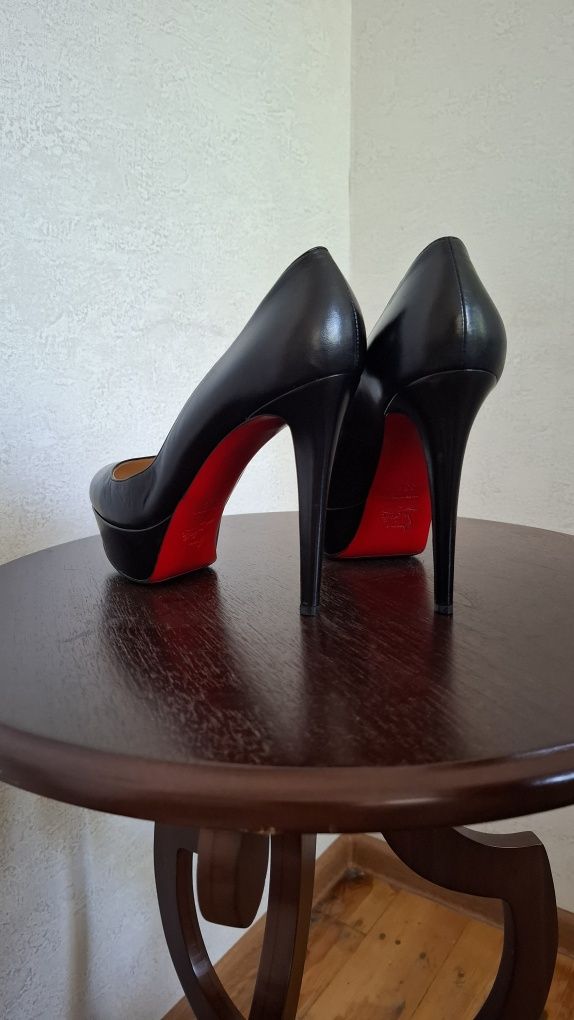 Оригинальные туфли Christian Louboutin| Размер 39| Идеальное состояние