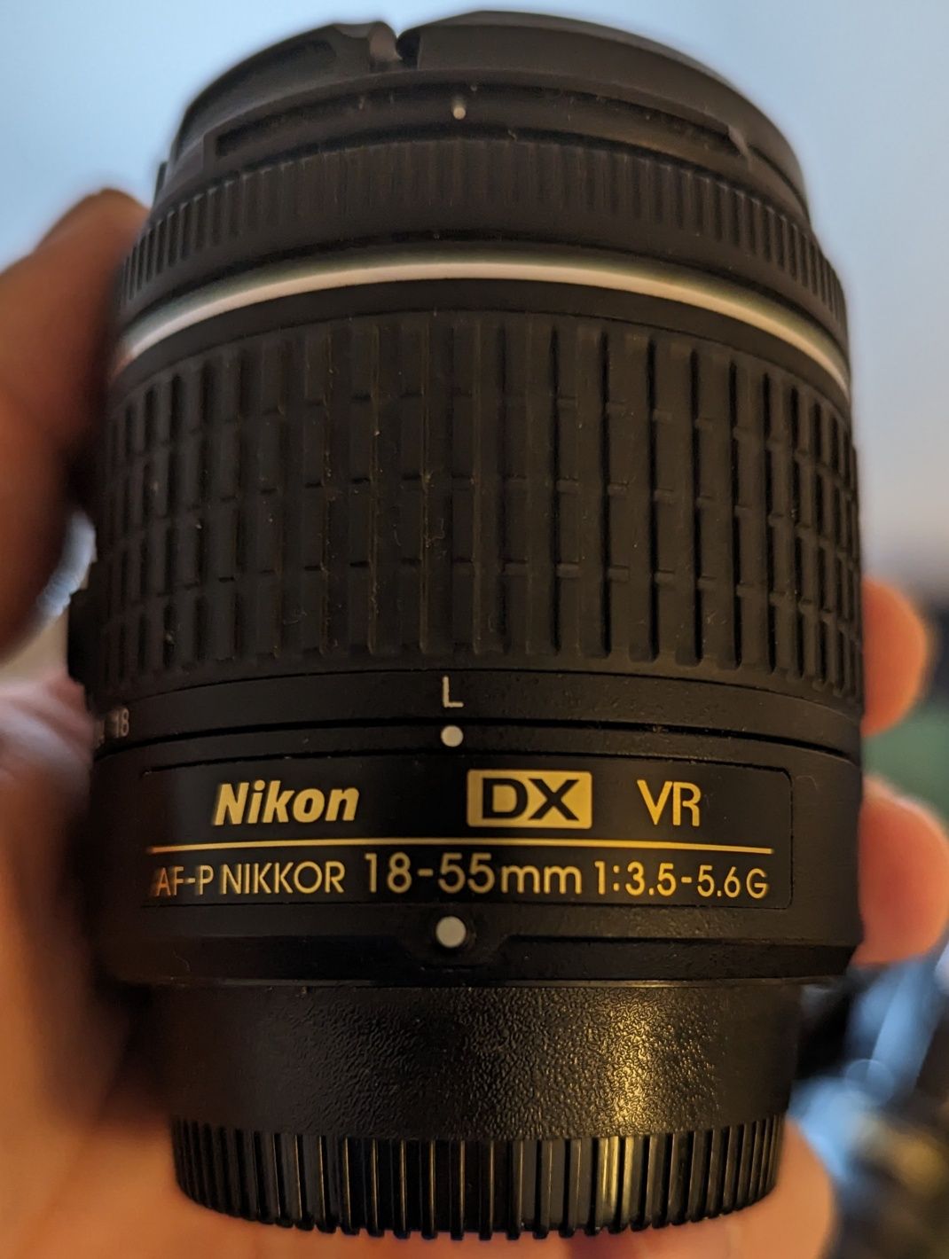 Camera DSLR Nikon D5600 + Lentile si accesorii