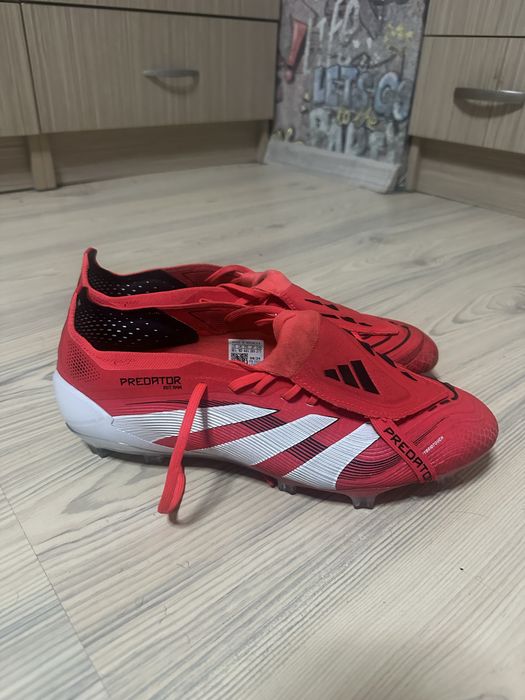 Футболни обувки Adidas Predator