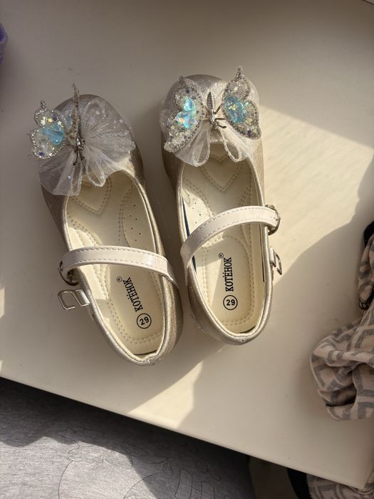 Туфли для девочек