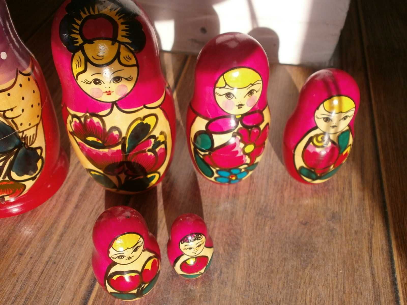 2бр. Комплект Матрьошки Ръчно Рисувани за Колекция