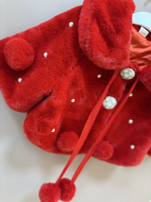 Blanita superba fetite