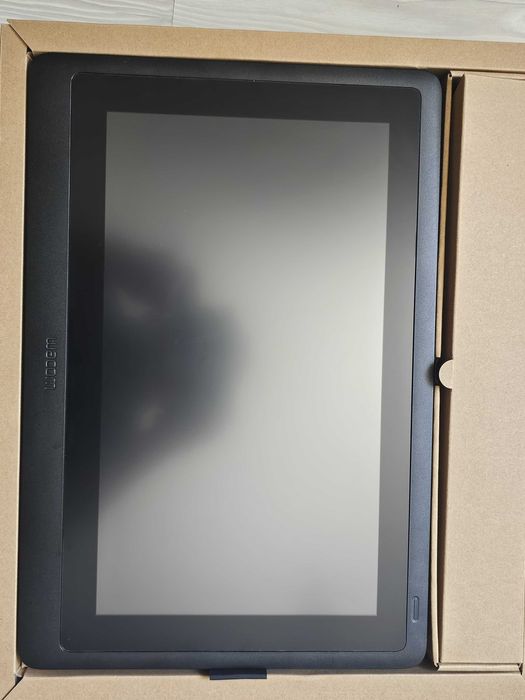Tableta Grafica Noua Wacom Cintiq 16" FHD DTK-1660