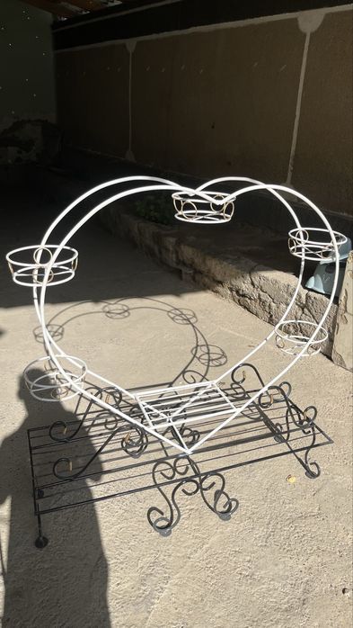 Продам подставки для цветов