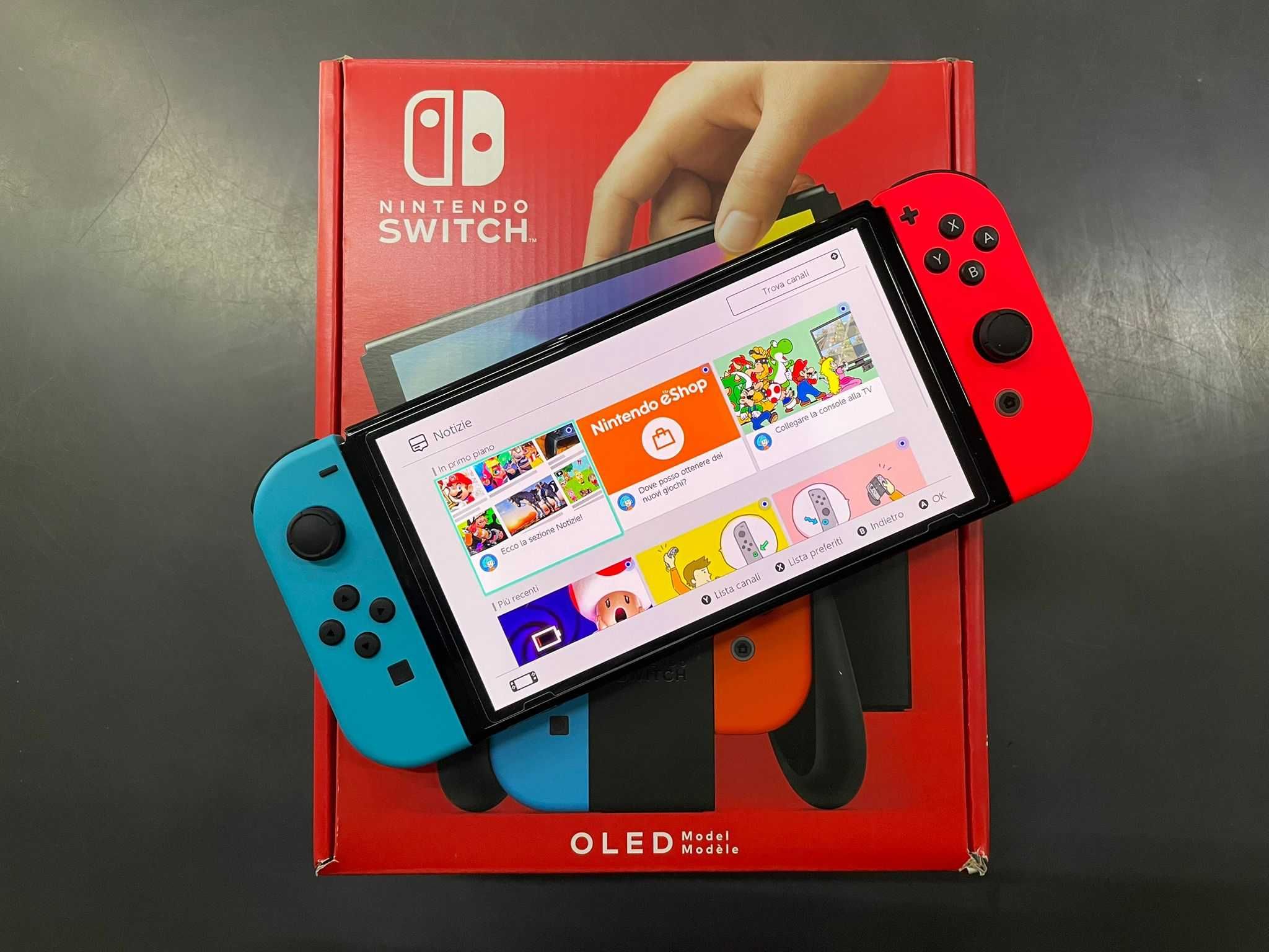Nintendo Switch OLED + игри