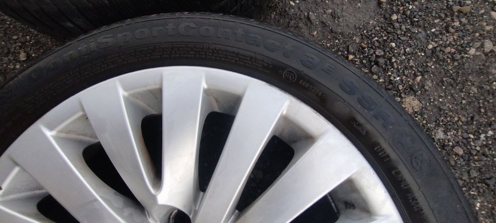 Jante aliaj cu anvelope r18