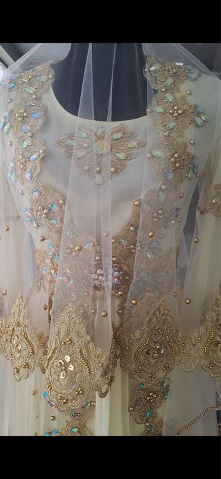 Женская одежда