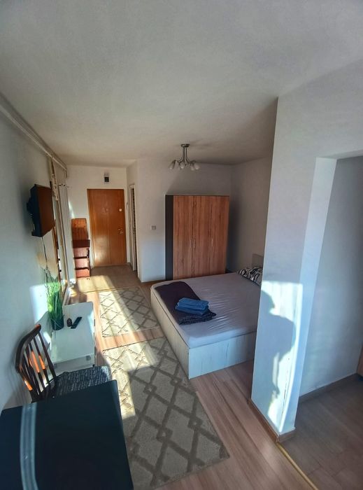 Inchiriez garsoniera regim hotelier