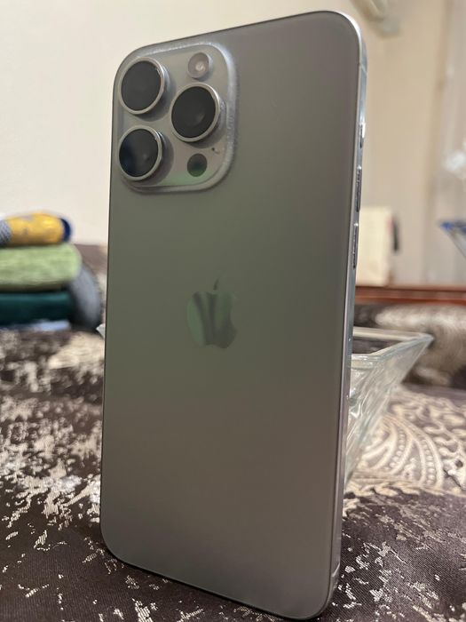 15 промакс 256 гб титановый