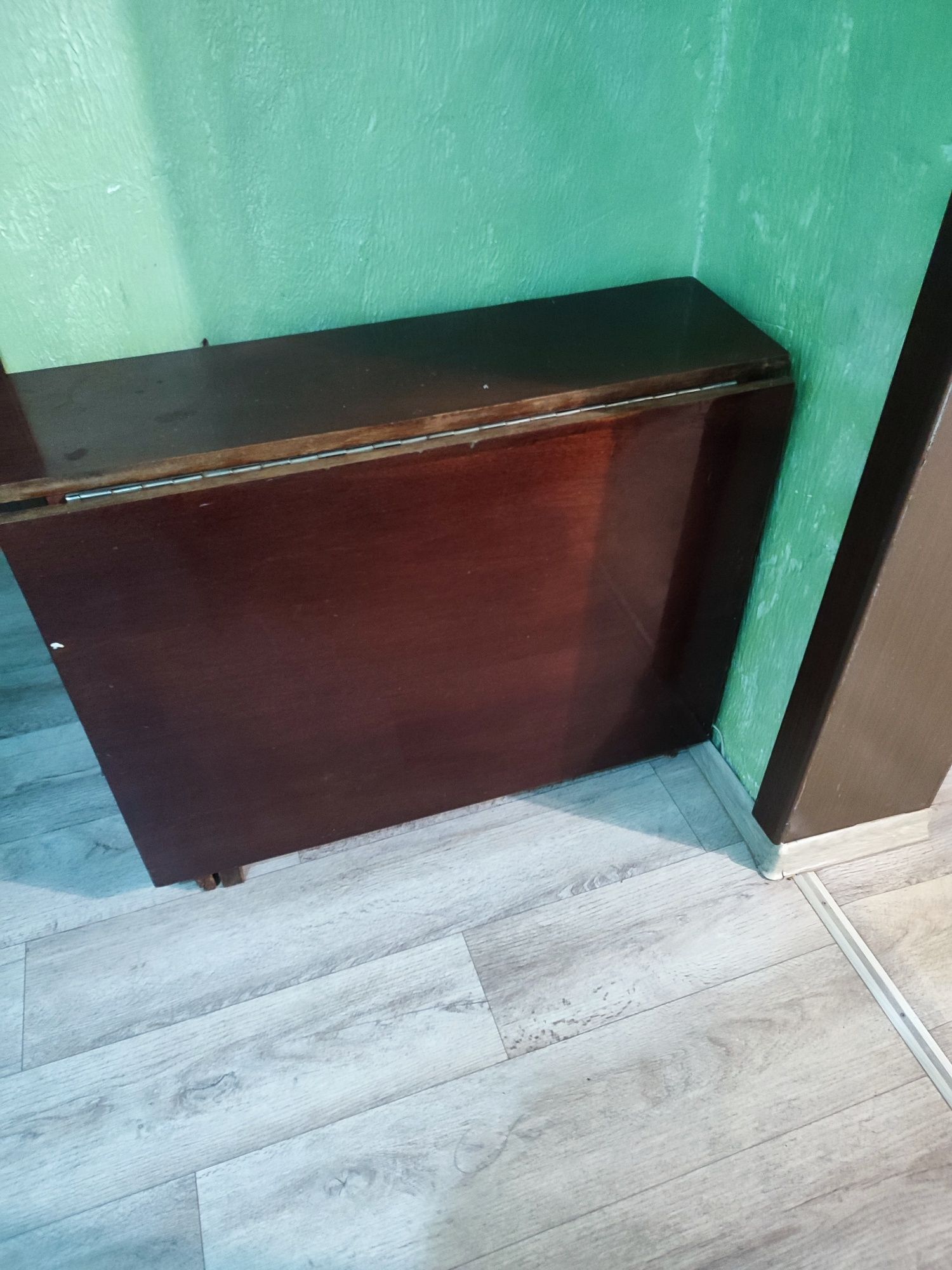 Мебель стол в зал