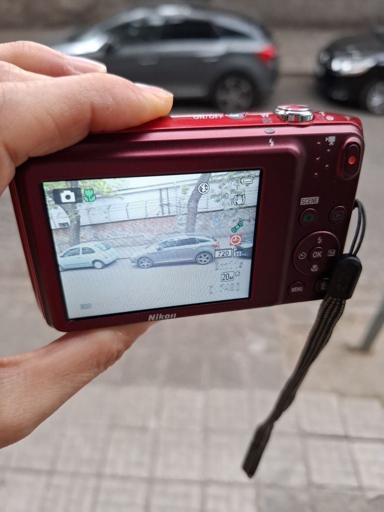 Компактен дигитален фотоапарат NIKON COOLPIX S3500