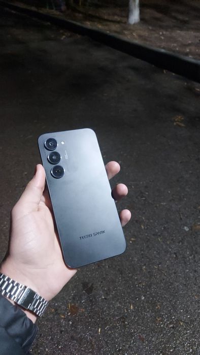 Техно Спарк 40про обмен