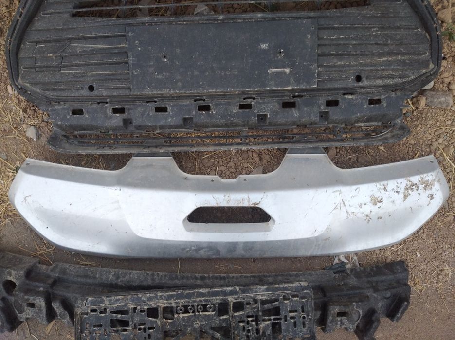 Решетка радиатора trecer3