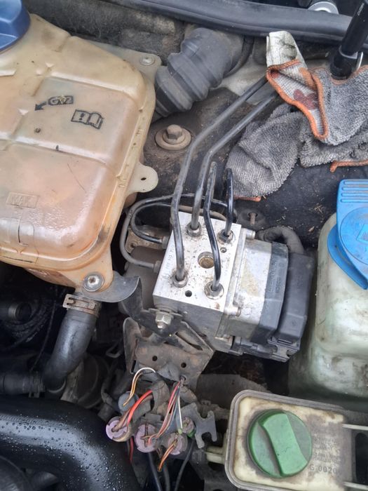 Vând Passat B5 funcțional,sau de dezmebrat. Nu are itp