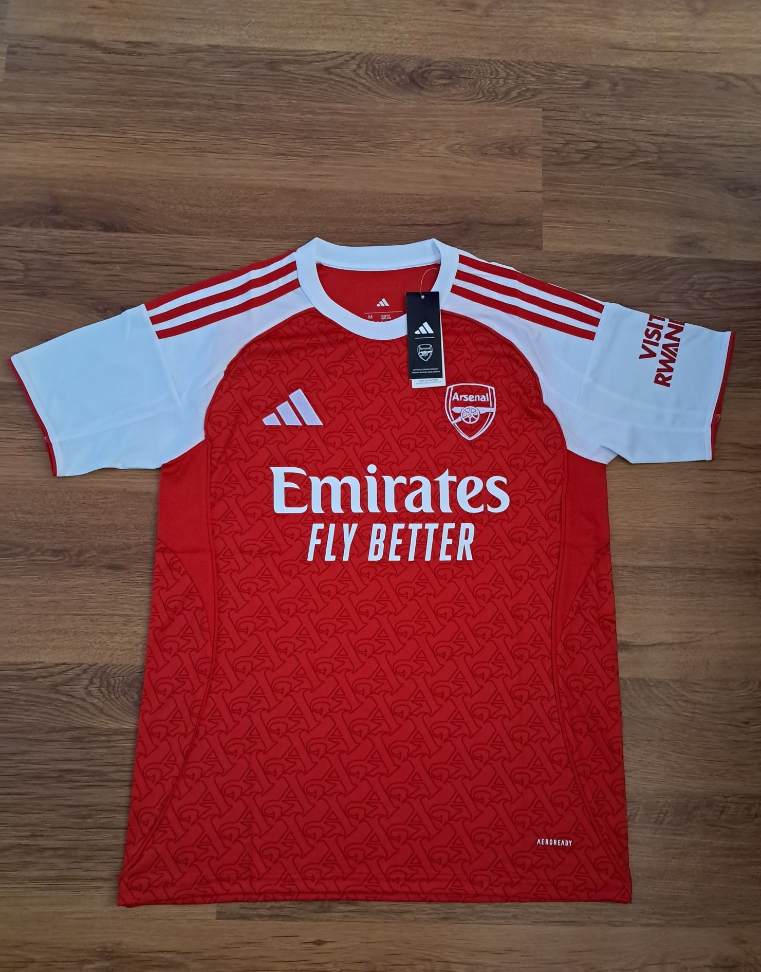 Екип Arsenal 25/26 размер М и L