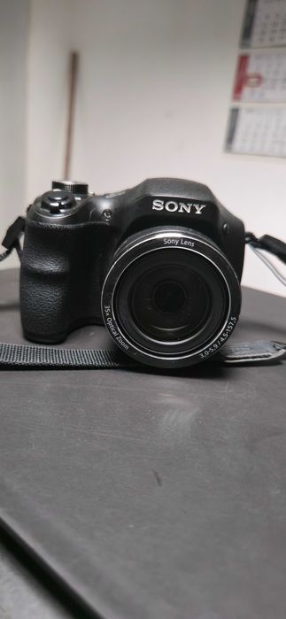 Фотоапарат Sony DSC-H300