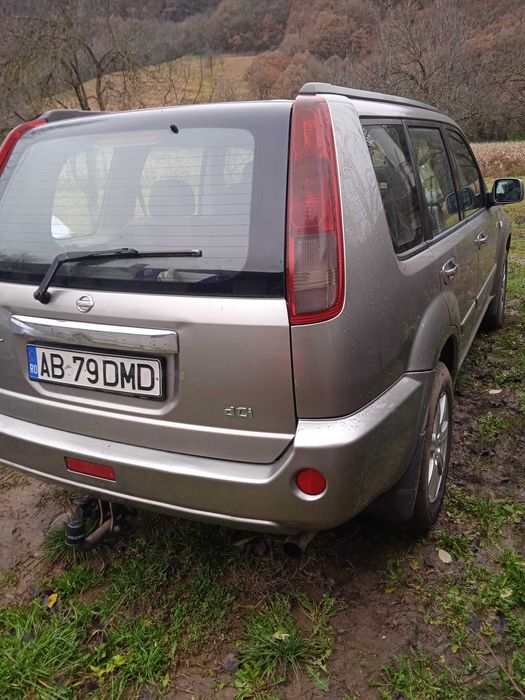 Nissan Xtrail 4x4 . Acte la Zi