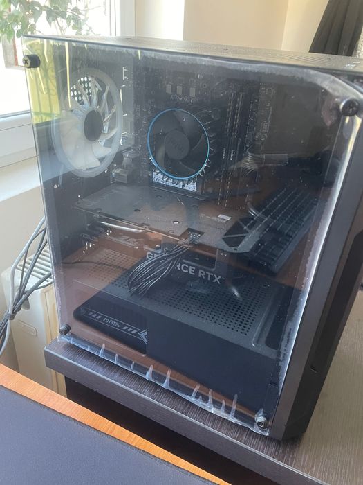Vând PC gaming (sistem complet) RTX 4060