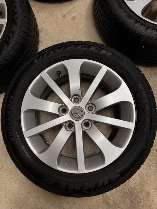 Джанти 16 6.5J 5х114.3 с летни гуми 205/55/16 Мазда