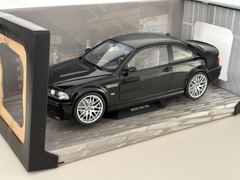 Macheta BMW M3 CSL E46 - 1:18