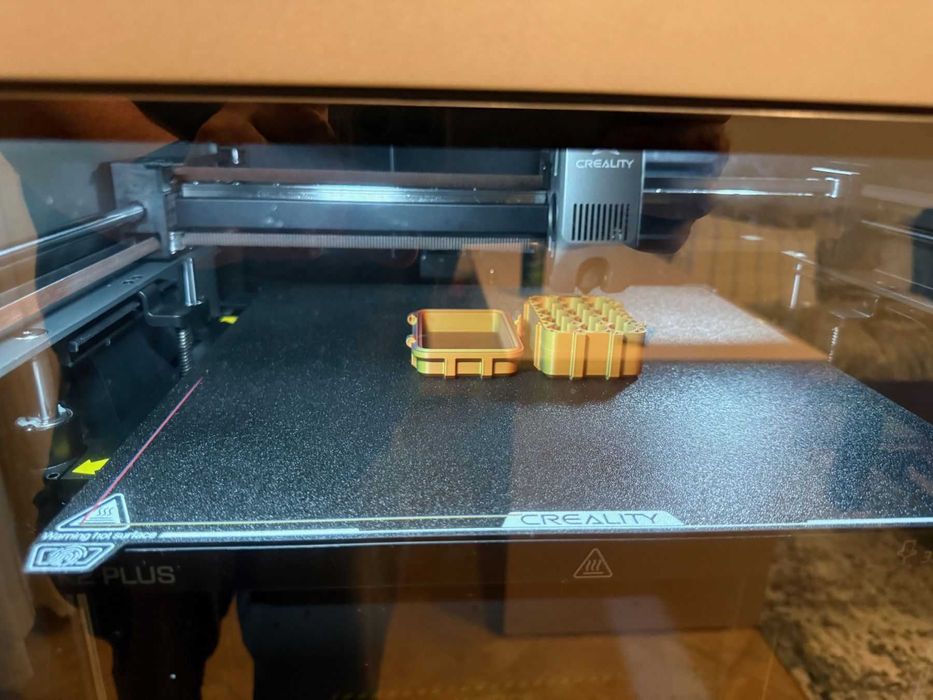 3D принтер Creality K2 Plus до 16 цвята (4 автоматични подаващи с-ми)