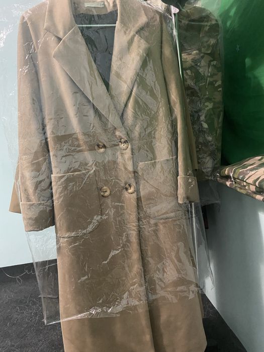 Palto qishki qalin pitiqi chiqmagan marerali vashe zor