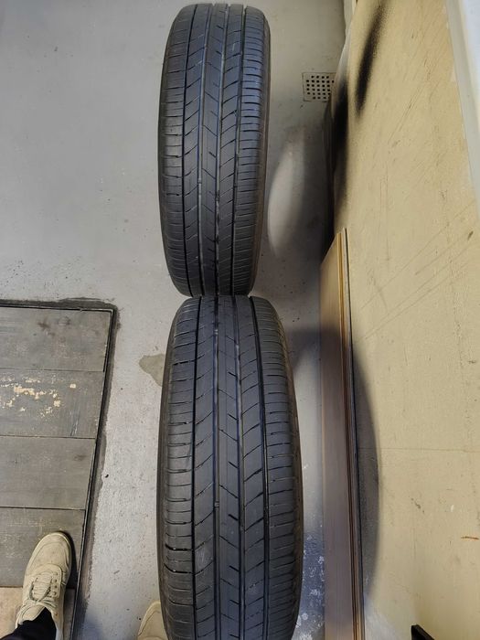 Anvelope vara 215/65/17 99v kumho 300 lei 2 buc.