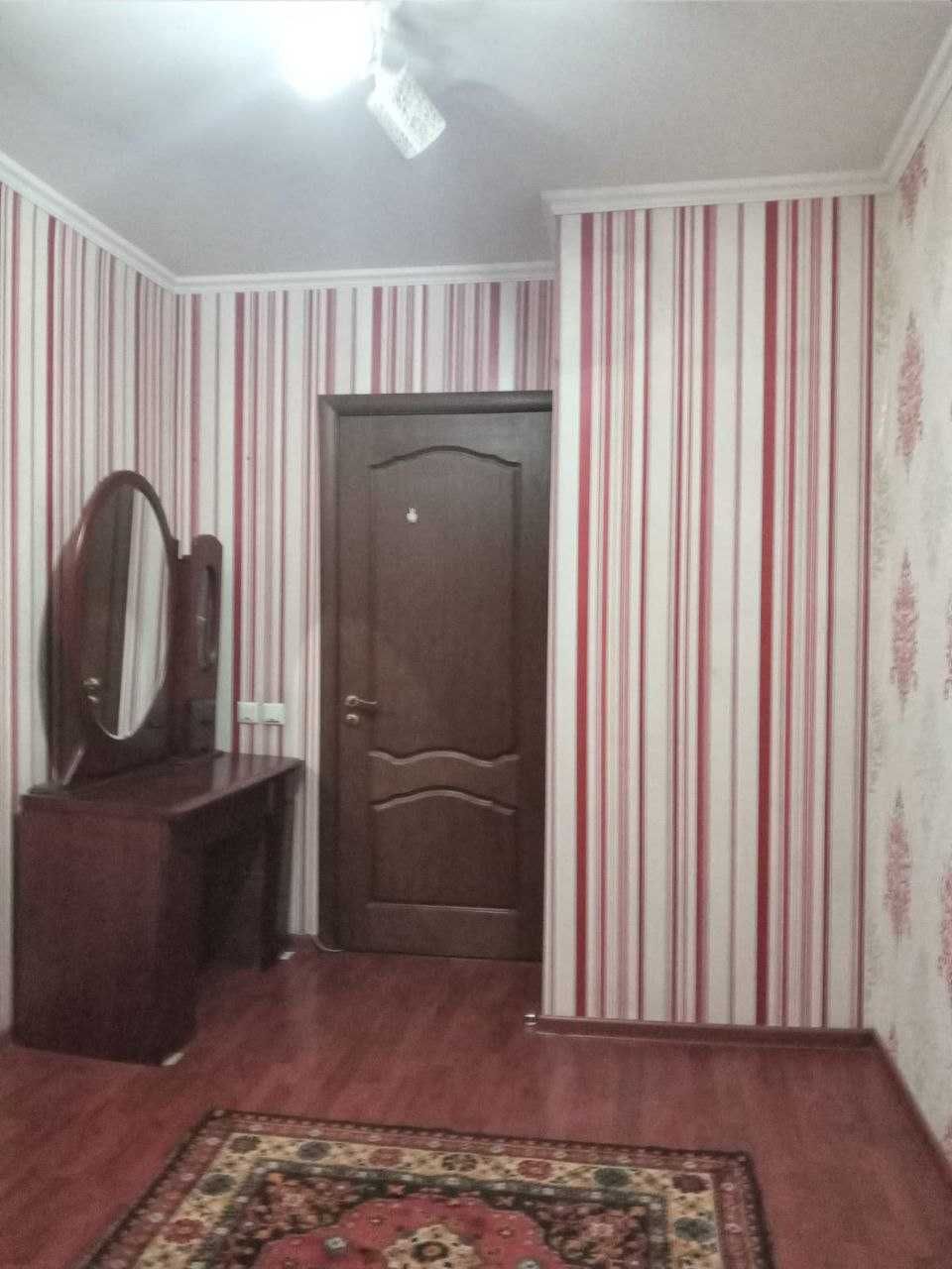 Продаю 3-комнатная квартира, 60 м², 3/5 этаж, Досмухамедова Жибек Жолы