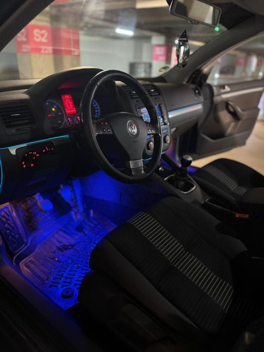 VW GOLF 5 2008 // 1.9 TDI (BLS)