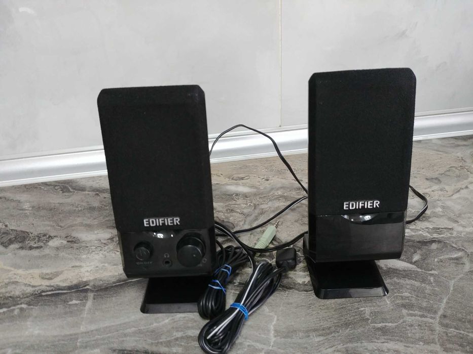 Колонки Edifier M1250 — отличное качество звука, состояние новое!