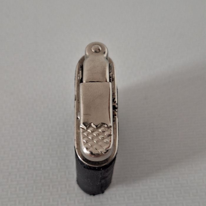 Bricheta veche de colectie benzina functionala